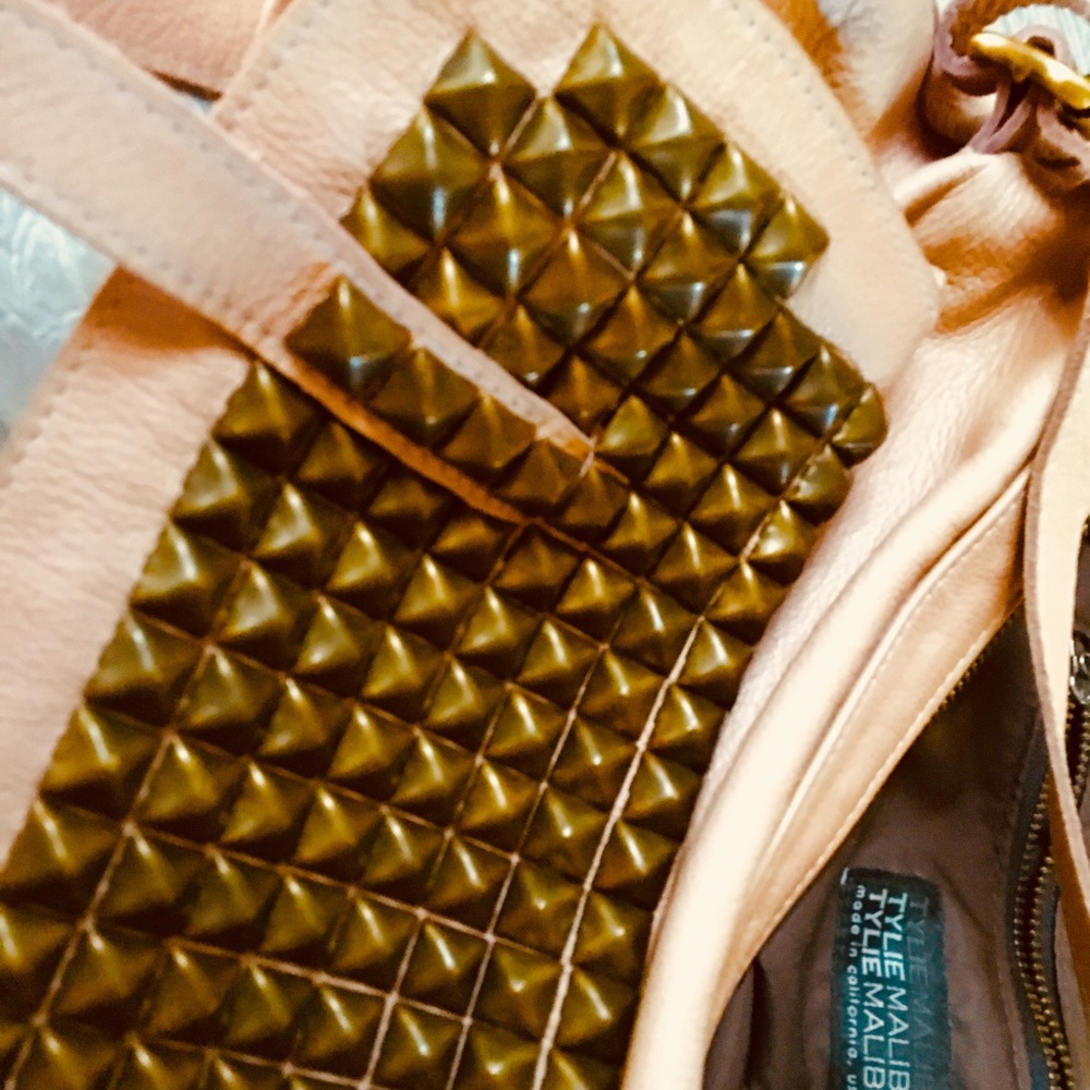 Tylie Malibu Runaway Rose Studded Satchel w tags